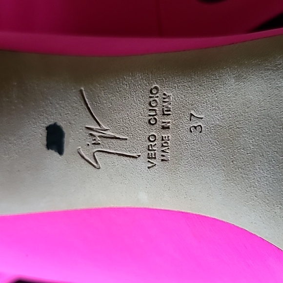 Giuseppe Zanotti hot pink booties - Picture 6 of 7